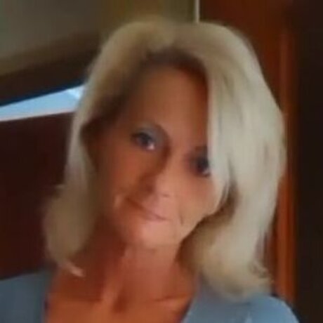 Nicole Seidel model perfect images