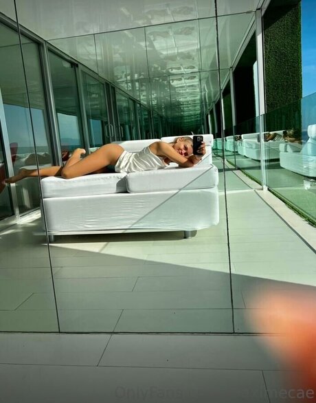 Maxime Ocasek beautiful model image