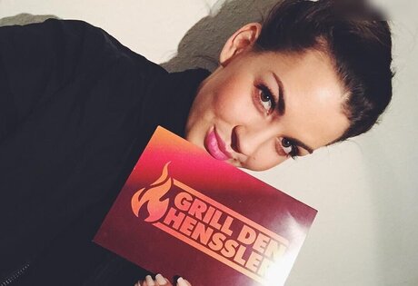 Anna Lea Mende free actress galleries