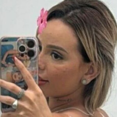 Eduardaicial pornstar nude img