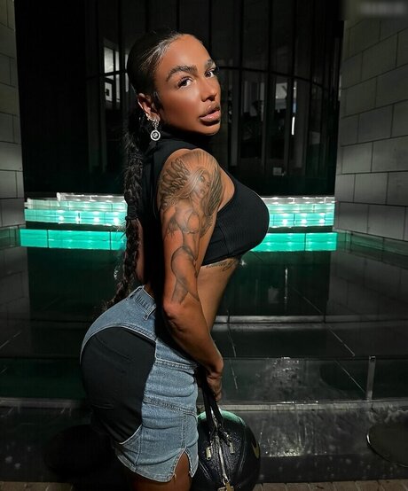 Anny Marry Profile pic