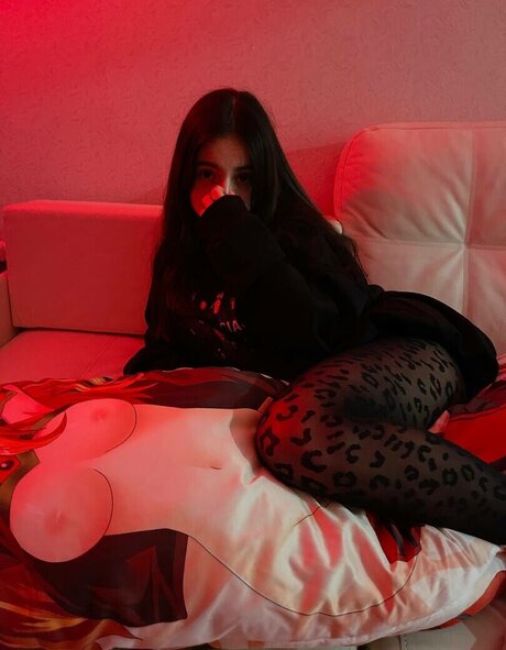 pizzahubbbb nude model gallery