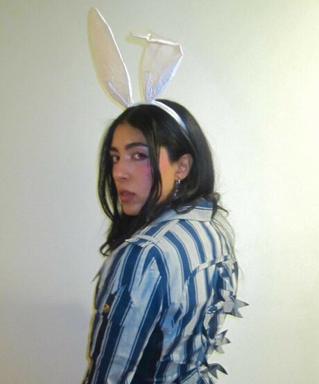 Pom Pom Squad nudes model images