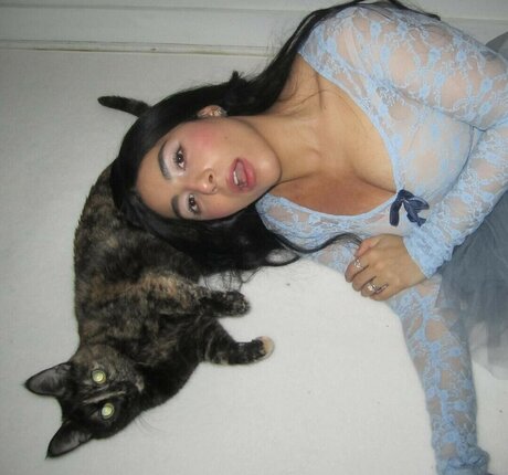 Pom Pom Squad hot star gallery