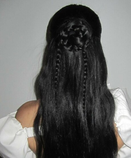 Pom Pom Squad perfect model gallery