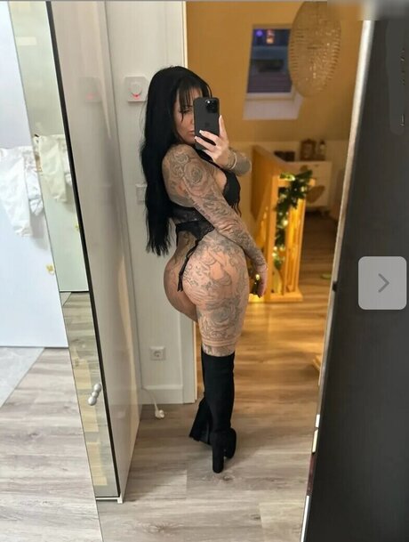 Julia Jasmin R hle actress pics