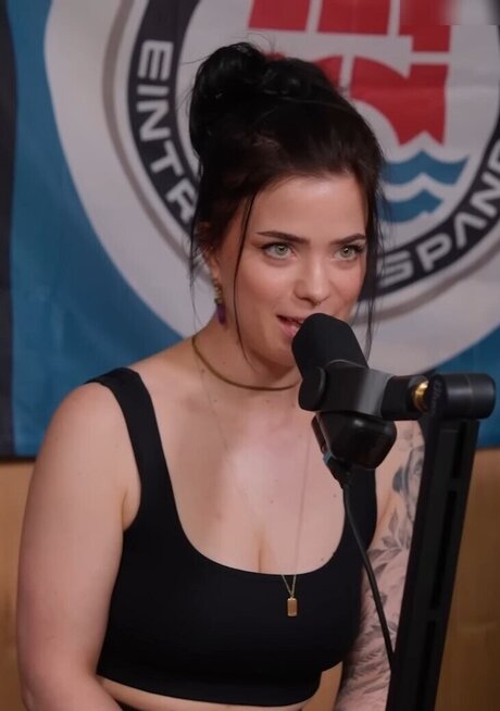 FreakinMagical model best picture