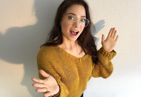 FreakinMagical xxx actress pics