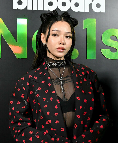 Bella Poarch model erotic img