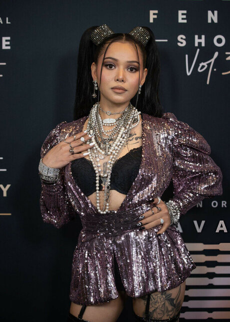 Bella Poarch erotic actress photo