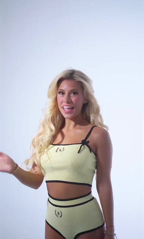 Md1syn Sh1pmn porn model image