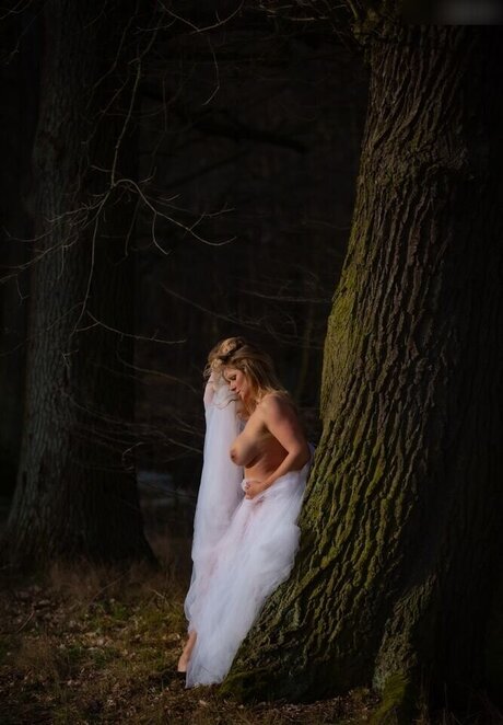 Cold Angel porn model images