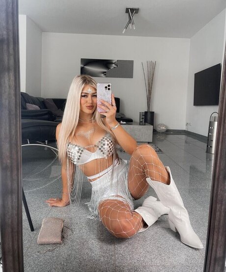 Chiara Antonella beautiful star pics