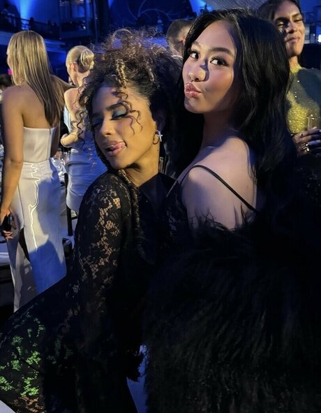 Suni Lee model pornographic pictures