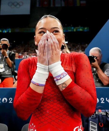 Suni Lee nudes model pictures