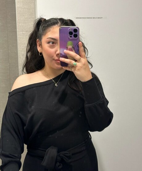 ASMR JADE pornographic star pics