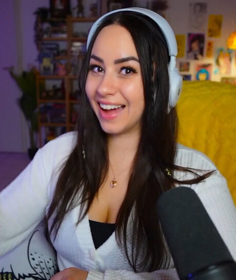 Bunnygirl beautiful pornstar pic