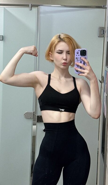 ohikopoi model perfect pictures