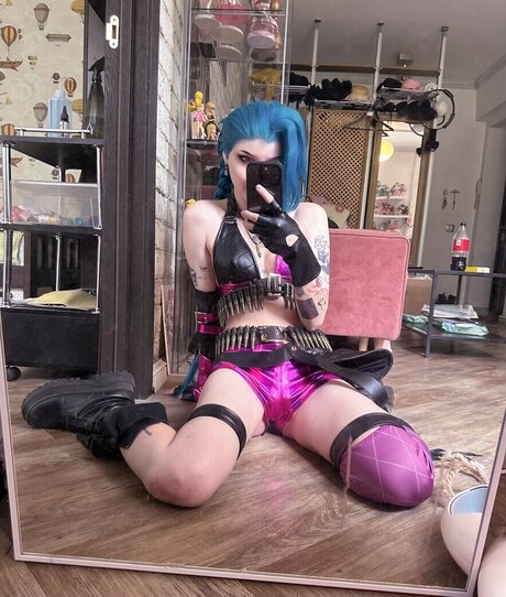 Sasha Gaier star nude img