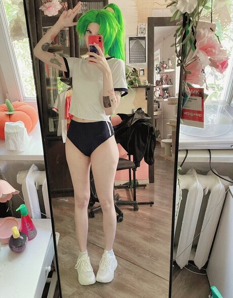 Sasha Gaier best model pics