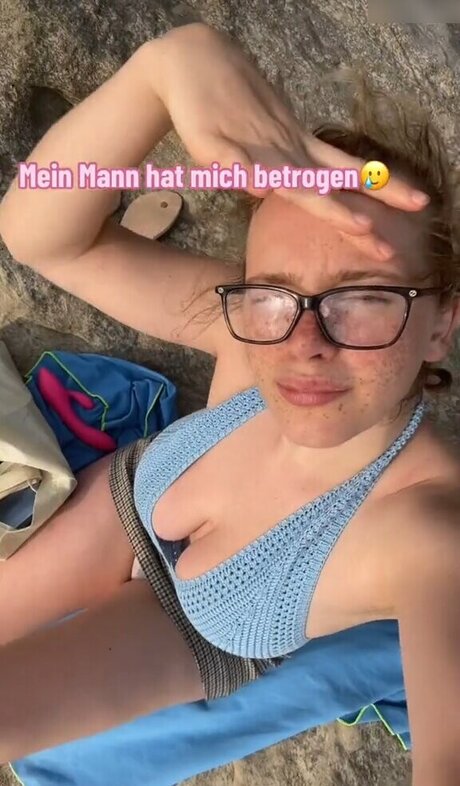 Dr Santi top star image