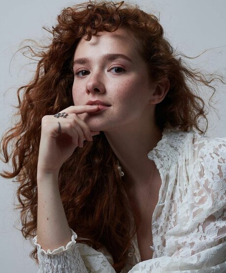 Taylor Richardson star naked gallery