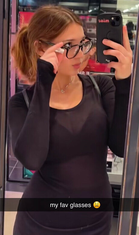 Sara Dobrik pornstar nude pic