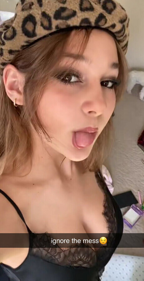 Sara Dobrik model nice archive