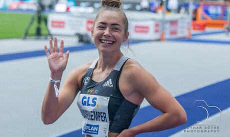 Gina L ckenkemper adult actress img