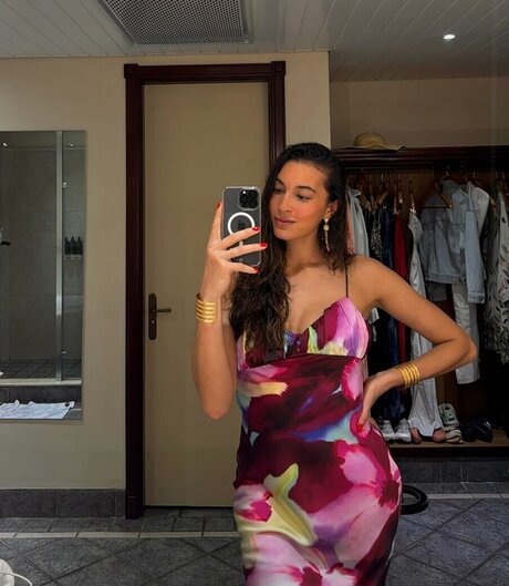 Sara Balzer perfect star photos