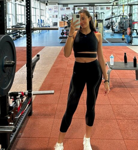 Sara Balzer pornstar hd image