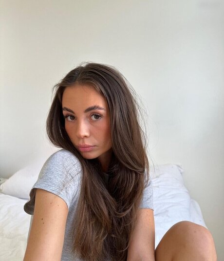 Celina Schacht xxx actress picture