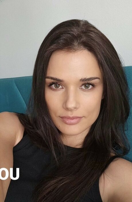 Starling ASMR star sexy image