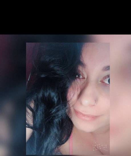 laura D model nude pics