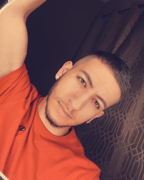 jason gomez exclusive star picture