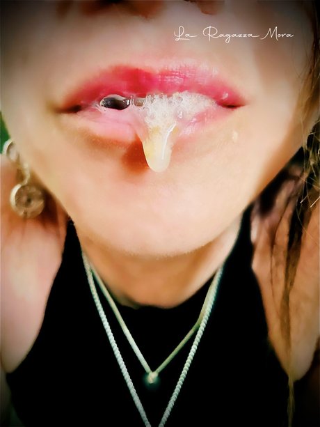 La Ragazza Mora model naked pics