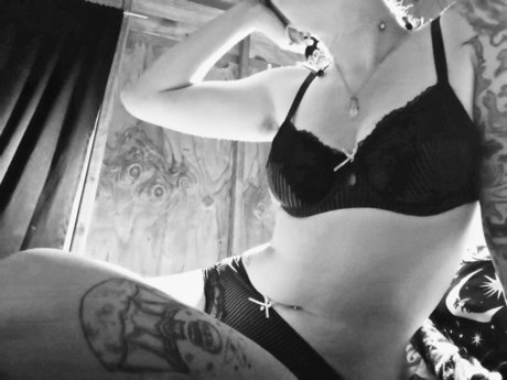 LadyJessicaVega pornographic model photos