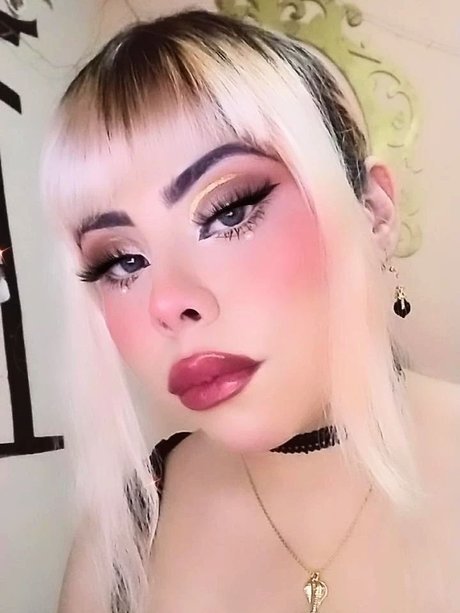 Labiuri model pretty pic