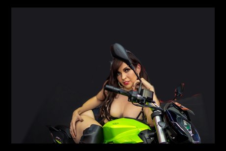 BikerFitness model sexy archive