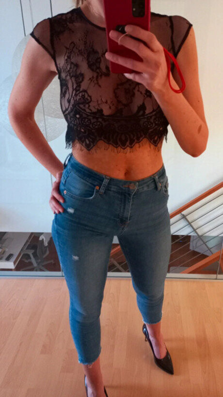 Vinted eBay model high quality images