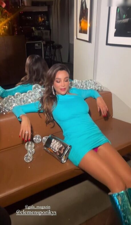 OOPS Deutsch model nudes image