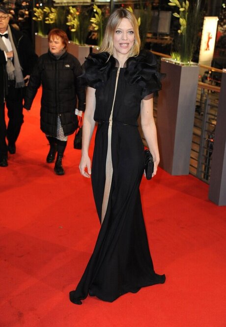 OOPS Deutsch nice model img