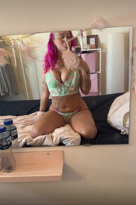 Valeria Maria perfect pornstar gallery