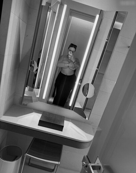 Anna Schmidt beautiful pornstar gallery