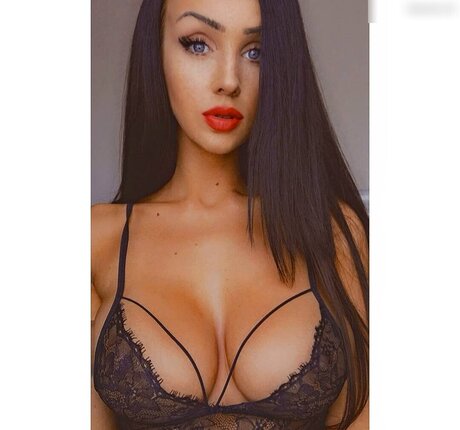 Leonie Schnbck pornstar nudes pic