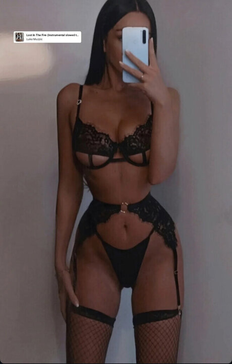 Leonie Schnbck free star pic