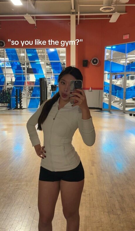 claragsule naked actress pics