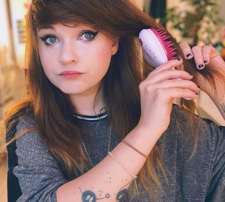 Lena Vanille model adult pictures