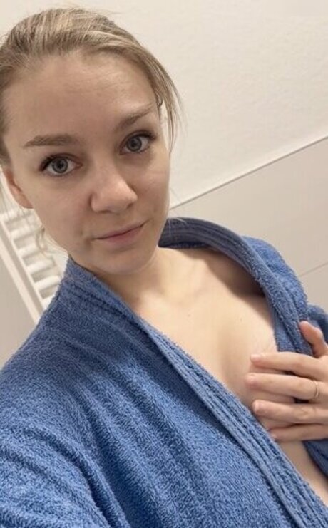 Motorradmia beautiful pornstar pics