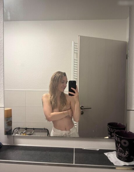 Motorradmia model exclusive picture